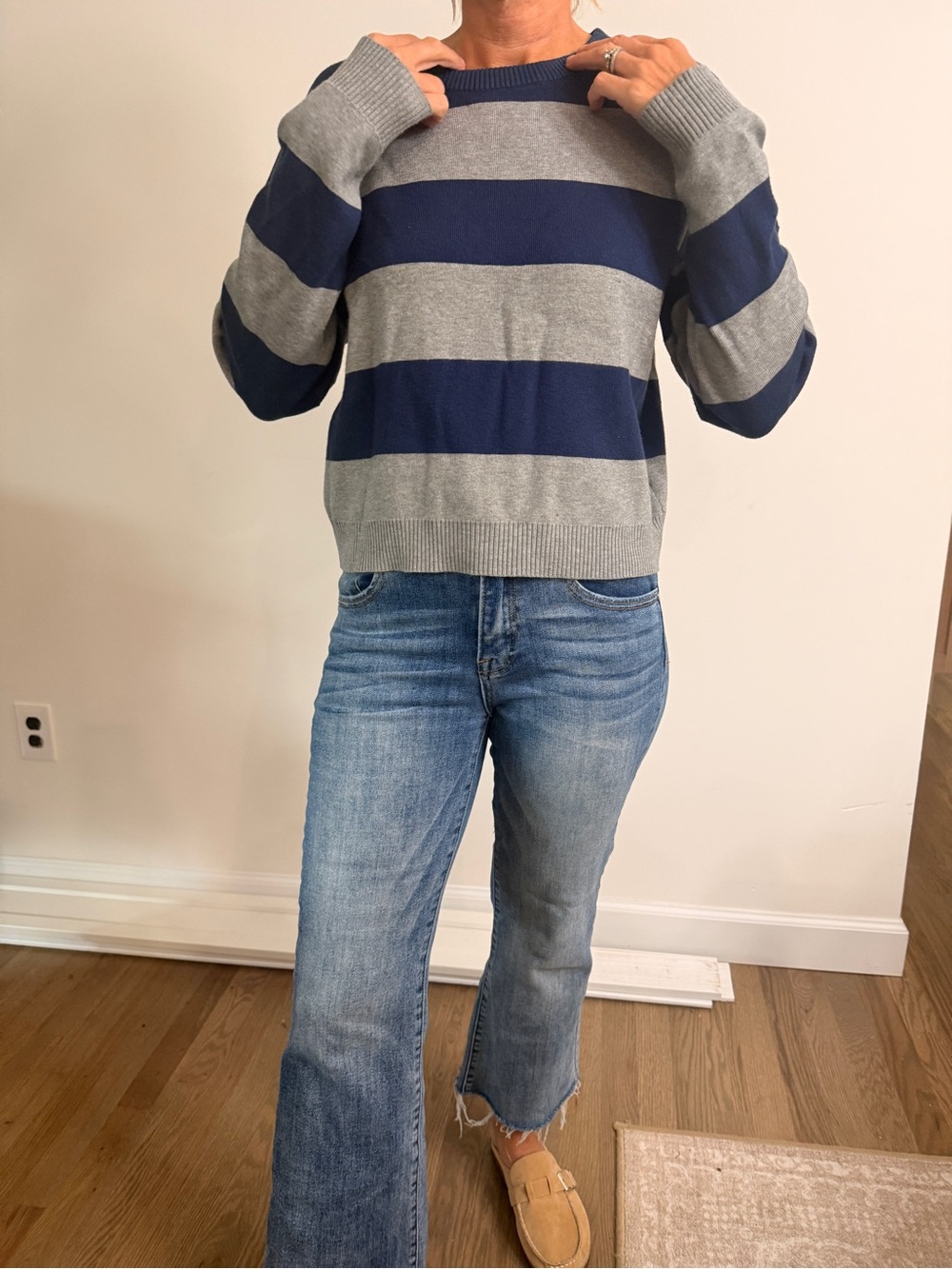 No Boundaries Navy Gray Striped Cropped Sweater XS 0-2